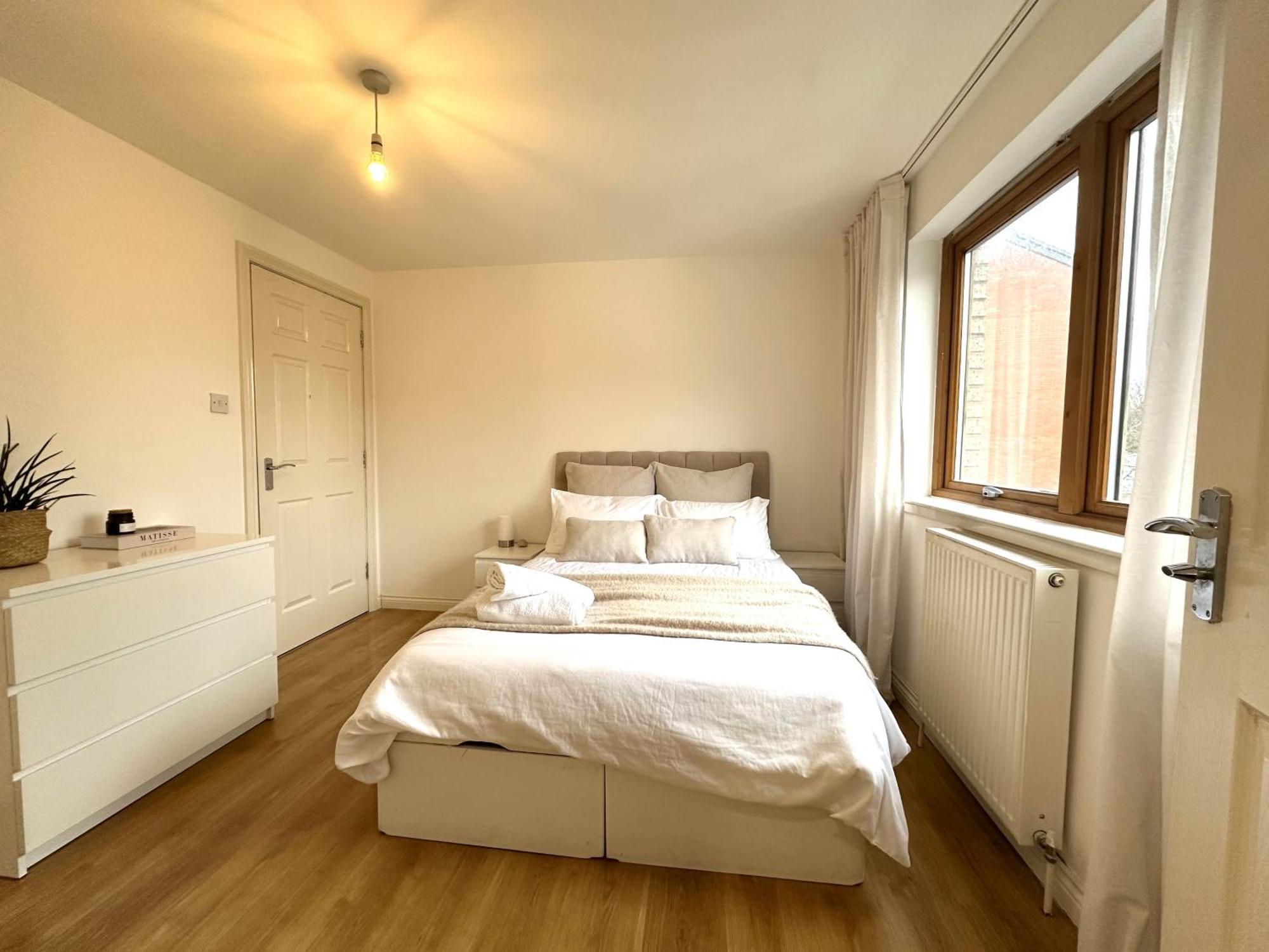 Private Room With En-Suite And Parking In Shared Flat Glasgow Kültér fotó